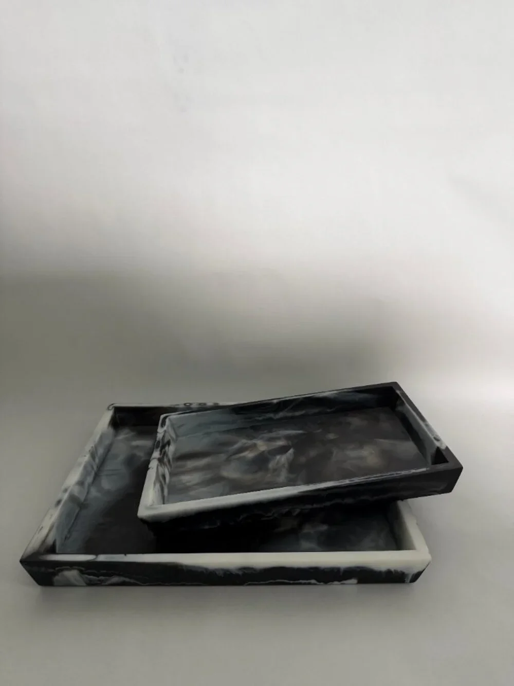Pigeon and Poodle - Bahia Black Swirl - Designer Tray Set